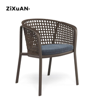 Table et chaises de restaurant de luxe pour patio d'hôtel, balcon, jardin rustique, terrasse, piscine, café, mobilier en rotin
