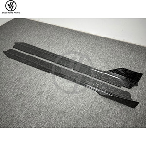 Faldones Laterales Traseros de Fibra de Carbono Forjada Estilo Vorstein de Alta Calidad con Acabado Brillante y Tejido Twill para Lamborghini Huracán LP580 LP610 2014 - Product Image 6