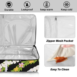 Sac isotherme portable promotionnel personnalisé pour livraison de repas et pizzas, motif hawaïen Puakenikeni noir, idéal pour le barbecue - Product Image 4