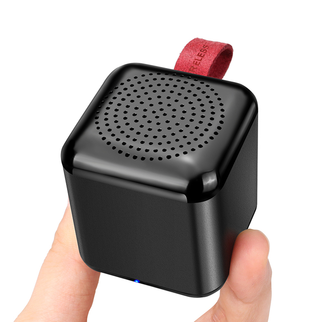 Popular Wireless Speaker Mini Cube Portable Speaker With Silicon Lanyard for Outdoor Optional Carabiner