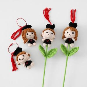Llavero de rama de <span class=keywords><strong>flores</strong></span> de algodón hecho a mano-Serie de muñecas de graduación del padre fallecido Celebrar la escuela secundaria Navidad Año Nuevo - Product Image 1
