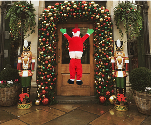 Décorations de Noël amusantes en forme de Père Noël aux fesses dénudées, à suspendre pour gouttière, toit, cheminée, arbre, porche, décoration extérieure pour la maison - Product Image 4
