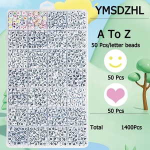 Juego de 1300 Cuentas Acrílicas con <span class=keywords><strong>Letras</strong></span> del Alfabeto A-Z, Cuentas Redondas Planas con Números y Caras Sonrientes en Caja para Hacer Pulseras y Joyería DIY - Product Image 2