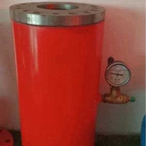 Éliminateur de choc hydraulique 9000X-16P à piston pour conduites de pompes incendie en acier inoxydable 304 avec décharge de pression - Product Image 1