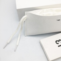 Vente en gros d'étuis de transport pour lunettes de soleil souples avec logo personnalisé Étui à lunettes en cuir blanc avec pochette en fer pour lunettes de soleil