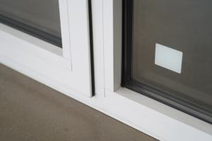 Fenêtres à battants en aluminium à <span class=keywords><strong>double</strong></span> <span class=keywords><strong>vitrage</strong></span> au design moderne, largement utilisées dans les écoles et les bâtiments commerciaux, à rupture <span class=keywords><strong>de</strong></span> pont thermique, trempées et pliantes - Product Image 5