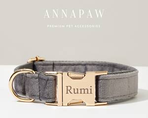 Ensemble de collier, nœud papillon et laisse pour chiot en plastique gravé sur mesure, gris foncé tactique luxueux, fait à la main, cadeau de mariage pour chiot - Product Image 1