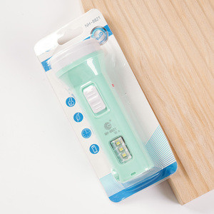 Lampe de poche solaire rechargeable Lampe torche LED 90 IP68 80 d'urgence Xhp50 35-100 Lumens Métal alcalin 90% efficace Rechargeable - Product Image 2