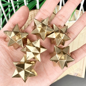 Vente en gros de Merkaba doré poli, sculpté à la main, rond, ornement décoratif pour le bureau et la maison - Product Image 1