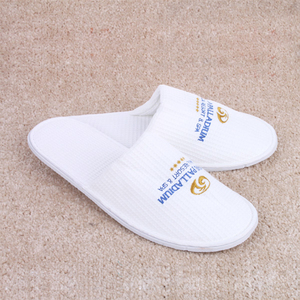 Pantofole per Bambini Personalizzabili con Logo, Opzione Profumata, per Hotel e Uso Ospitalitario, Servizio OEM Disponibile, MOQ 5000 Set, Campione in 7-10 Giorni - Product Image 2