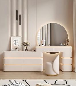 Table de toilette LED de luxe moderne et minimaliste pour femme, extensible, durable, multifonctionnelle avec rangement, pour chambre à coucher - Product Image 6
