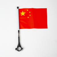 Support de drapeau en plastique pour vélo, moto, vélo électrique, monté sur véhicule, avec petit drapeau en polyester rouge, sans impression graphique