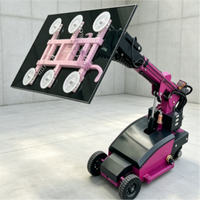 Robot d'installation de vitres électrique autotracté avec système de ventouse antidérapant pour terrains de construction humides