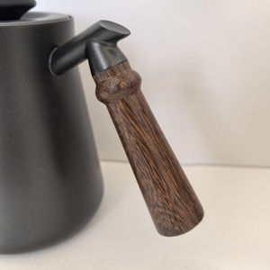 Cafetera de acero inoxidable 304 con revestimiento de teflón, cafetera de goteo con mango de madera, cafetera doméstica de boca estrecha para goteo. - Product Image 2