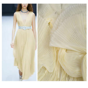 <span class=keywords><strong>Tissu</strong></span> plissé en mousseline de soie 1cm taille <span class=keywords><strong>jupe</strong></span> froissée robe à volants <span class=keywords><strong>tissu</strong></span> en mousseline de soie crêpe Polyester <span class=keywords><strong>tissu</strong></span> <span class=keywords><strong>pour</strong></span> la fabrication de robes - Product Image 2