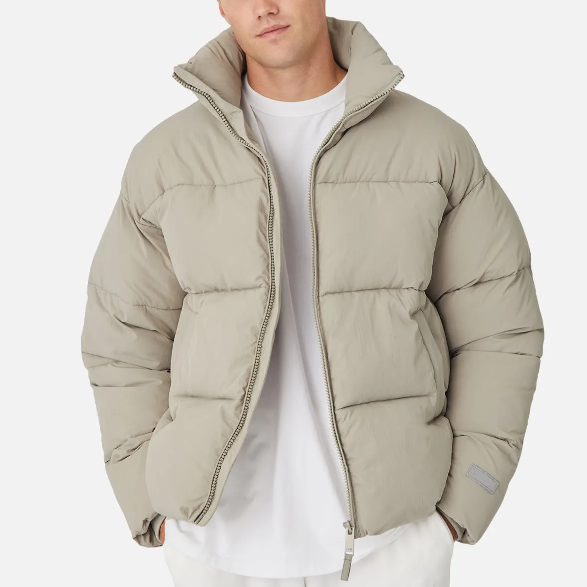 Custom OEM High Quality Plain Windproof Down Jacket For Men Design Warm Winter Coat Solid Men Puffer Jacket