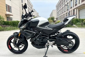 CFMoto 450NK 2025, Motocicleta Urbana de 450cc - 50.3HP de Potencia, Ligera (168kg), Manejo Ágil |   Precio de Fábrica - Product Image 2