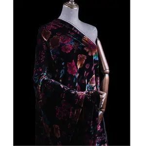 Beautiful Flower Printed Gorgeous Luxury Silk Velvet Heavy Fabric for Women Sleepwear Clothing