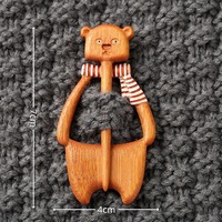 Broche en bois poli de haute qualité, épingle en bois en gros pour la décoration des pulls épais et des châles en laine