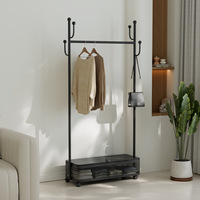 Porte-manteau sur pied mobile avancé avec panier à linge sale, pour vestiaire, chambre et hall d'entrée