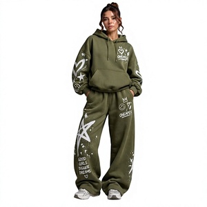 Ensemble survêtement pour femme, vert olive, imprimé graphique, pantalon de jogging oversize, streetwear, vêtements de sport décontractés, vêtements personnalisés - Product Image 1