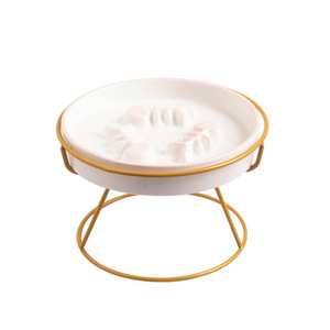 Cuenco de cerámica elevado para gatos, antideslizante, de alimentación lenta, con forma redondeada y patas altas para proteger la columna vertebral - Product Image 4
