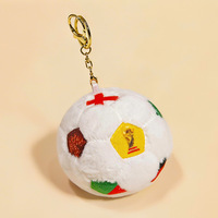 Nouveau porte-clés en peluche super doux en polyester pour mascotte avec rembourrage en coton PP – Football, Rugby, Basketball, Tennis, Golf