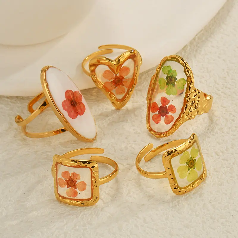 Anillo de dedo de flores preservadas con pintura de acero inoxidable de moda europea, anillos abiertos de flores esmaltadas chapadas en oro ajustables