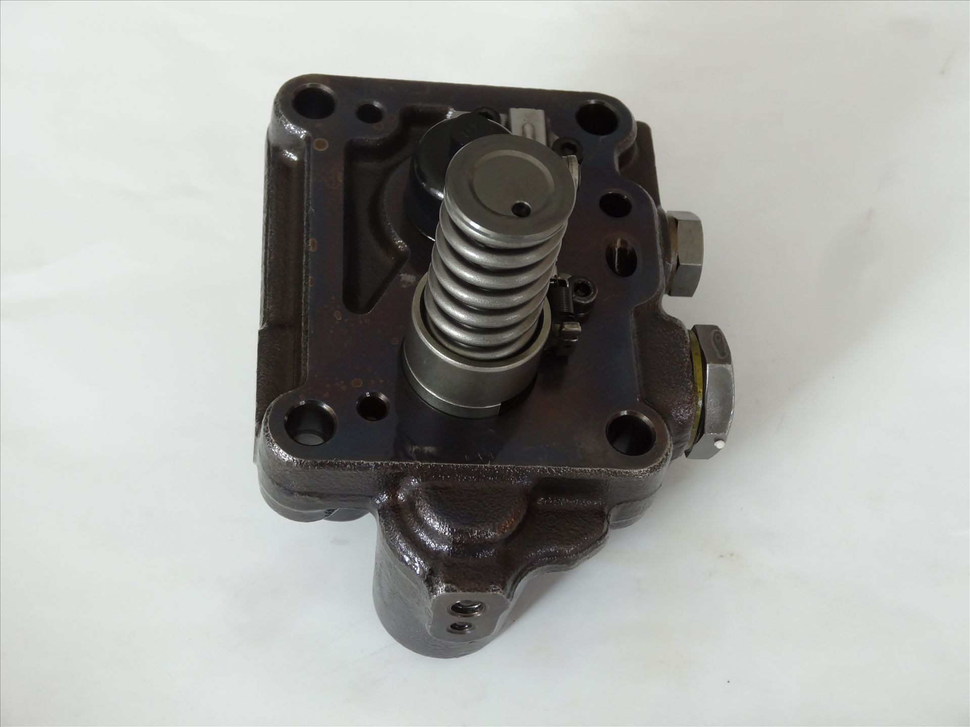injector pump rotor HX.5 for 4TNE94,4TNV94L,4TNV98,4TNE98 4TNE88,4TNV88 pump plunger X4 fuel pump head rotor HX.4 X4 for yanmar