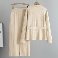 Ensemble deux pièces tricoté de haute qualité pour femme, coupe ample, avec ceinture et manches longues, idéal pour les trajets quotidiens décontractés