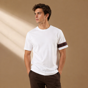 Camiseta de Verano para Hombre, de Alta Calidad, Ligeramente Lujosa, de Punto de Algodón, Estilo Vintage, Cuello Redondo, Versátil, Moderna, de Manga Corta - Product Image 1