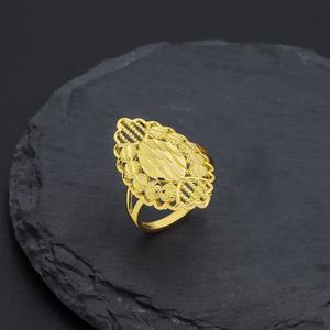 Anillos de compromiso y boda de lujo clásicos chapados en oro de 24 quilates para mujer, joyería de latón de moda con diseño hueco, venta al por mayor - Product Image 6
