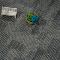 Leichtes Luxus-Teppich muster und Holzmaserung Spc Click Vinyl Floor ing