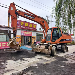 Excavatrice sur roues DOOSAN DH170W-9 d'occasion, 17 tonnes, équipement de construction mobile - Product Image 3