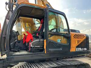 Excavatrice sur chenilles hydraulique Hyundai 220LC-9 d'occasion de 20 tonnes, modèle 2021, moteur Cummins, pompe hydraulique MOOG incluse - Product Image 4