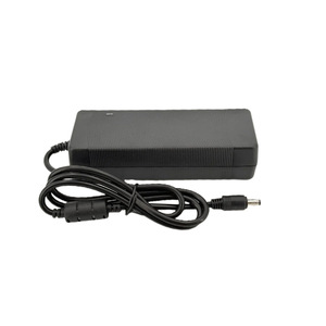 Adaptador de corriente de 48V 3A con salida CC para cámaras de vigilancia, luces LED, interruptor PoE, enchufe estadounidense, cable de 1M, refrigeración natural - Product Image 4