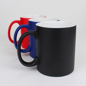 Tazza Magica Opaca Creativa che Cambia Colore, Personalizzabile in <span class=keywords><strong>Ceramica</strong></span> <span class=keywords><strong>Fai</strong></span>-<span class=keywords><strong>da</strong></span>-<span class=keywords><strong>Te</strong></span>, Fornitura Diretta dalla Fabbrica - Product Image 3
