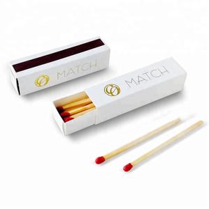 Fiammiferi in Legno di Alta Qualità Stampati a Caldo UV Personalizzati in Scatola Lunga Bianca con Fiammiferi Lunghi per Candele Ideali per Hotel - Product Image 4