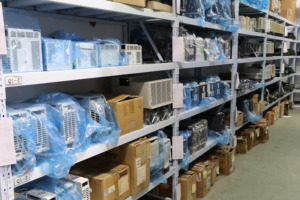 Songwei Original Mitsubishi HMI ตัวดำเนินการกราฟิกเทอร์มินัล <span class=keywords><strong>GT2107</strong></span>-<span class=keywords><strong>WTBD</strong></span> GT2107WTBD - Product Image 3