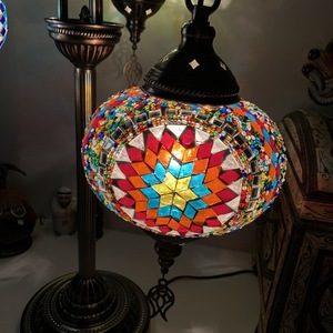 <span class=keywords><strong>Lampe</strong></span> de table turque <span class=keywords><strong>classique</strong></span> à trois têtes, rétro, exotique, faite à la main, avec abat-jour en verre LED, interrupteur au <span class=keywords><strong>pied</strong></span>, pour restaurant, café, hôtel, maison d'hôtes, bar - Product Image 4