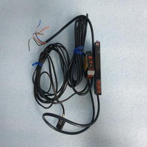Yeni ve orijinal E3c-lda11 Amp; E3c-lr11 Photoelectric değiştirme sensörü otomatik programlanabilir endüstriyel otomasyon - Product Image 1