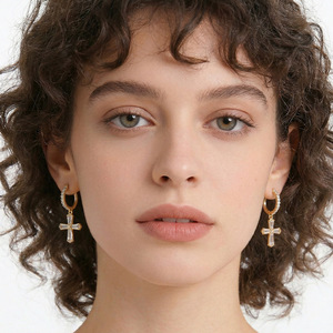 Pendientes de Aro Cruzados de Oro 14k con Engaste de Garra, Diseño Geométrico, Pendientes Colgantes de Moda, Regalo - Product Image 2