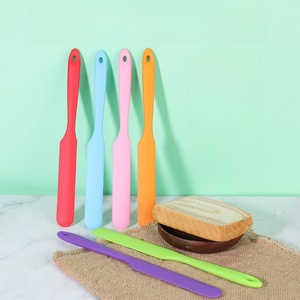 Iwen's Home + Dụng cụ cạo bơ silicon một mảnh dụng cụ làm bánh bền cán dài dụng cụ làm bánh bột nhà bếp gia đình thìa nướng nhỏ - Product Image 2