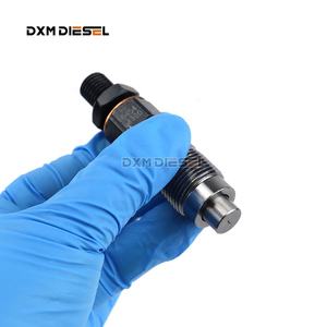 Форсунка топливной форсунки в сборе 16454-53900 для двигателя Kubota V2203 V2403 - Product Image 6