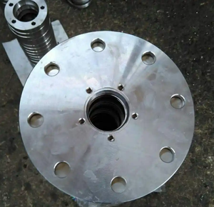 QD Global – Brides de forme spéciale usinées avec précision, traitées en surface par RF – Modèle 1/2"-80" – Pour les applications multi-industrielles de construction et d'ingénierie - Product Image 3