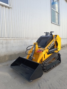 Newest Mini <b>Stand</b> on Skid Steer Meet Ce V Epa 900 Kg 1000 1200 with Bucket - Product Image 4