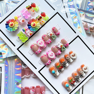 <span class=keywords><strong>Uñas</strong></span> Postizas Acrílicas Hechas a Mano, Estilo Francés Y2K, 10 Piezas, con <span class=keywords><strong>Flores</strong></span> Talladas, Brillantes y Glamorosas, Pintadas a Mano, Venta al Por Mayor - Product Image 3