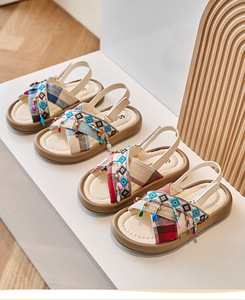 Nouvelles sandales plates pour filles, chaussures d'été pour enfants, chaussures de princesse douces à semelle souple - Product Image 2