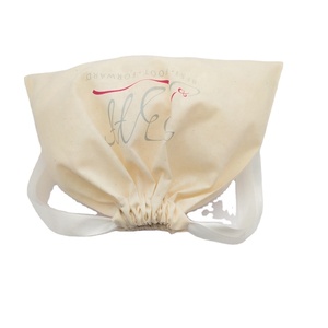 Sac cadeau en toile de coton réutilisable et personnalisable avec cordon de serrage et logo - Product Image 2