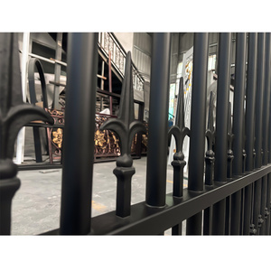 Balustrades en fonte et fer forgé pour l'extérieur des maisons, motif à pointes dorées noires, design moderne du milieu du siècle, couleur personnalisée - Product Image 4